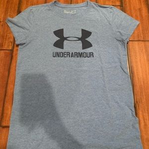 Under Armour T-shirt